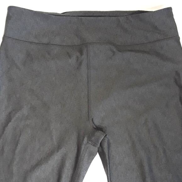 Womens Sz M Compression Heat Gear Gray Cropped Workout Leggings Under Armour - Picture 5 of 11